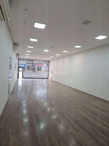 Loja Comercial para Locação na Av. Jabaquara  Próximo Ao Metrô Praça da Árvore