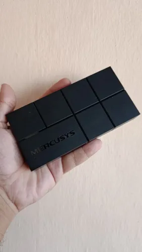 Switch Mercusys ? 8 Portas