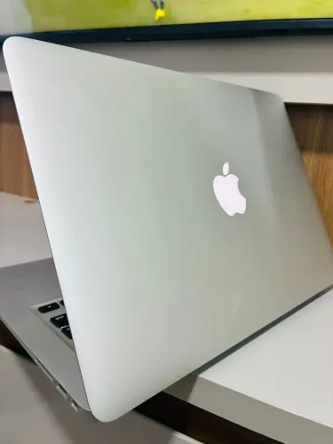 MacBook Air 13 Apple Intel SSD Super Rápido + Carregador Original