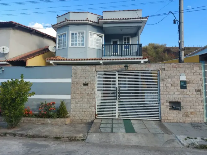 Linda casa em Rio Claro RJ