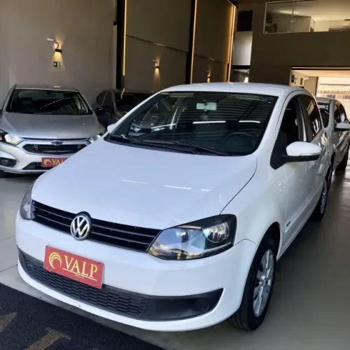 Volkswagen Fox 1.0 MI Total Flex 8V 5P 2014