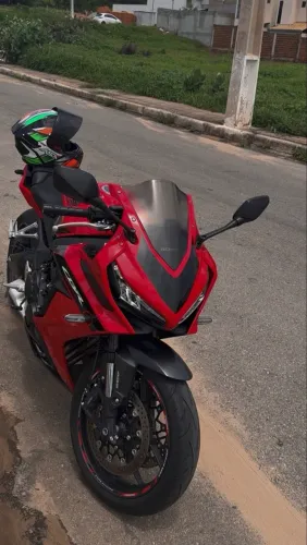 CBR 650R 2024
