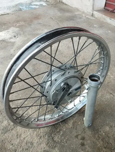 Roda dianteira + tudo da bengala CG fan 125 