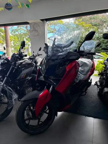 YAMAHA XMAX 300 CONNECT 26/27 0KM