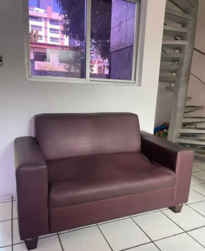 Sofá dois lugares