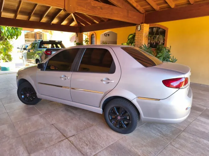 Fiat Siena ELX 1.4 MPI Fire Flex 8V 4P 2010
