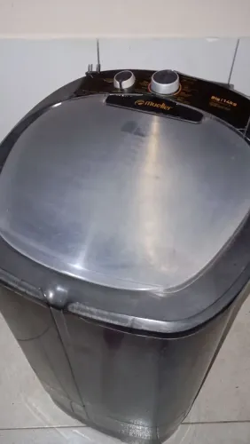 Máquina de lavar a venda