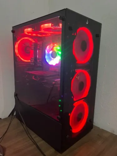PC Gamer Ryzen 7 5700X + RX 6600 + 2 Monitores + Setup Completo