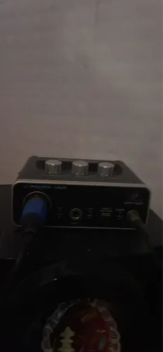 INTERFACE BEHRINGER