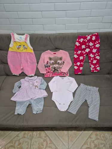 Lote de roupas menina