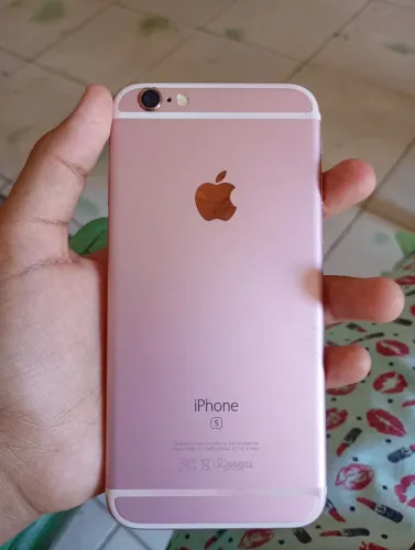 iPhone 6s semi novo