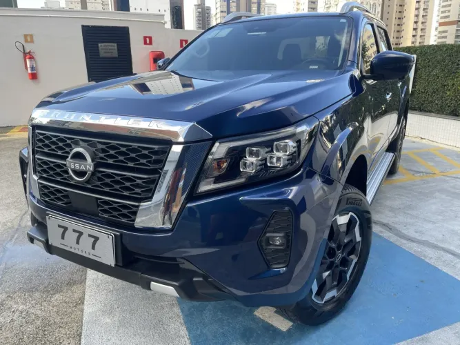Nissan Frontier XE CD 4X4 2.3 Bi-TB Diesel Aut. 2025