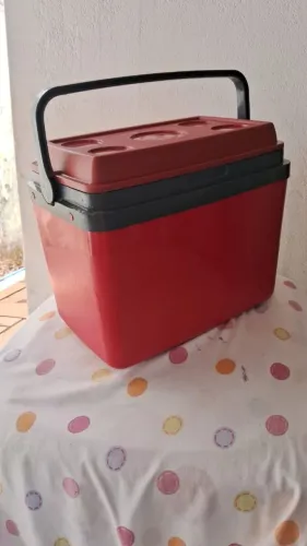 Cooler bem conservado 