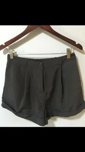 Short Forever 21