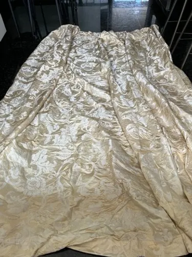Cortina beije Italiana tecido maravilhoso 4.20 x 3.00m altura usada em fantastico estado