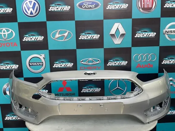 Para choque de FORD FOCUS original 