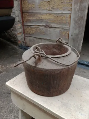 Panela de ferro antiga