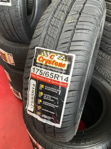Pneu 175/65/14 Crystone remolde novo 