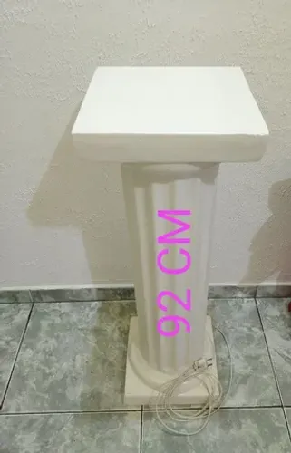 Torre de Plástico Para Decoração! Confira