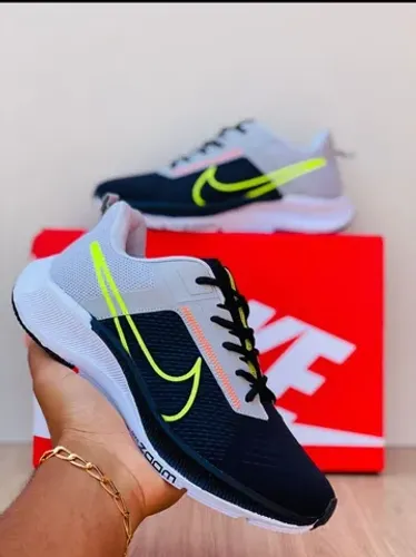Tênis Nike