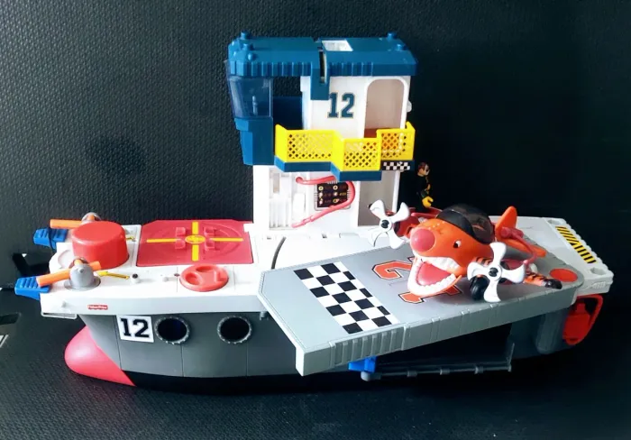 Fisher-Price Imaginext Sky Racers porta-aviões barco jato brinquedo de resgate