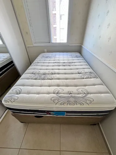 Box e colchão Castor seminovos!!