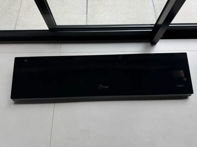 Painel Frontal EVAPORADORA Midea Espelhado