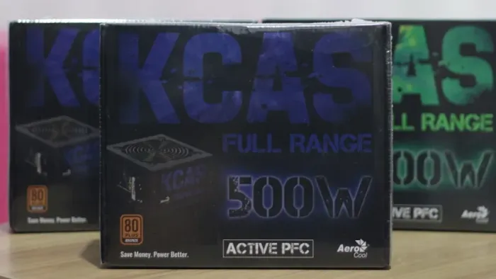 Fonte Gamer 500W reais 80 plus Full Range APFC AeroCool