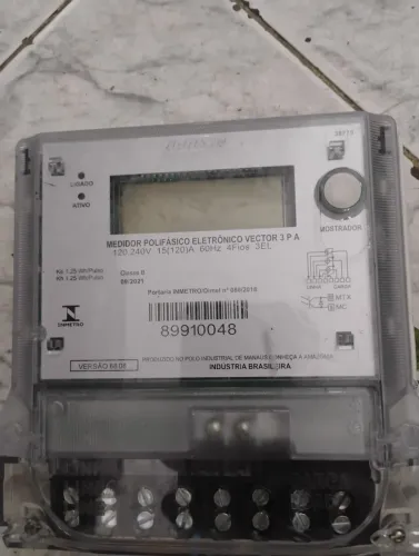 Medidor Trifásico - Nansen Vector?3 PA 15/120A 120/240V 3?Fases + Neutro (4?Fios) - Produt