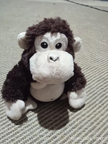 Macacão de Pelúcia - Brinquedo Infantil BUBA