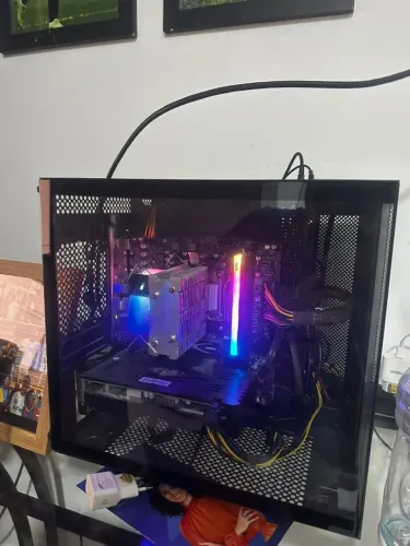 PC Gamer AM5 Ryzen 8400F, RX 6600M 8GB, 16GB Ram