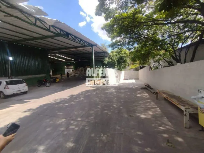 Galpão à venda no bairro Cinco, 2,756,26m²