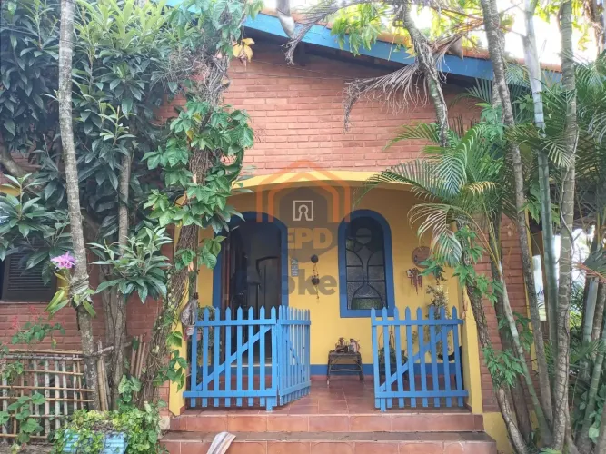 Chácara em Monterrey - Louveira, SP
