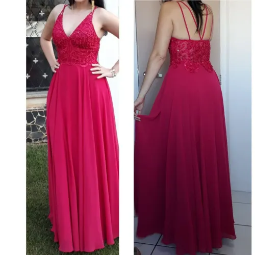 Vestido de festa longo rosa, M, usado APENAS UMA VEZ, bordados, excelente estado