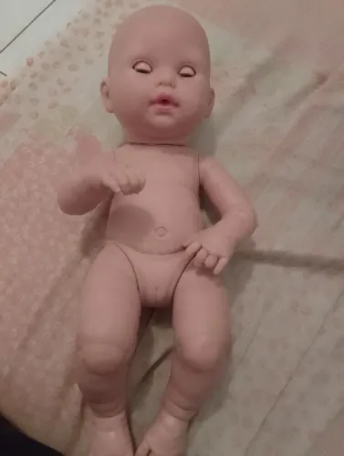 Boneca berenguer realista 