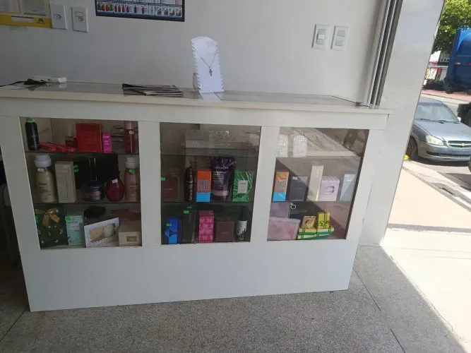 Balcão  Vitrine, usado, bem conservado.