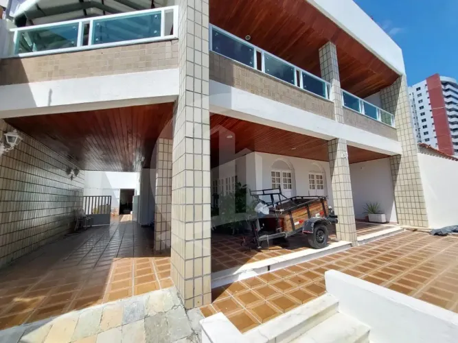 Casa Terrea comercial ou residencial para locação, no bairro Grageru