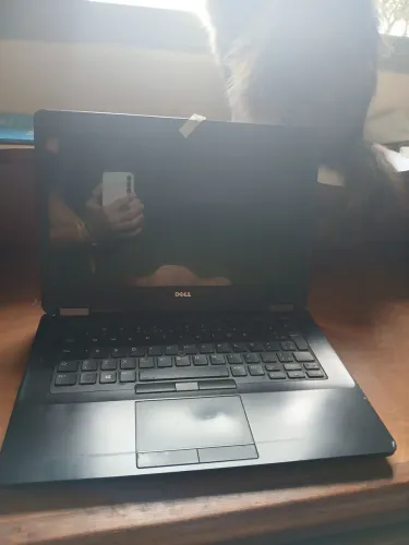 Notebook Dell em perfeito funcionamento 