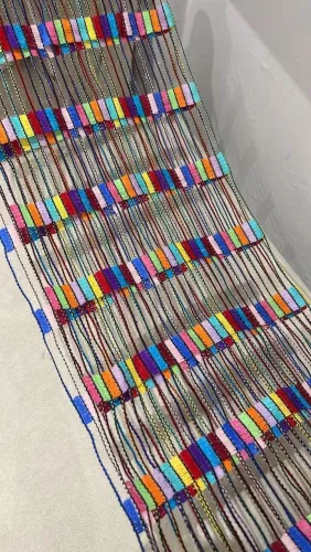 Echarpe colorido (sem uso). Em perfeito estado.