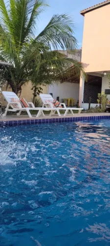 Casa em Arembepe com piscina 