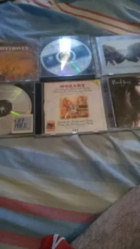 CDs de Música Clássica e pop - Mozart, Beethoven , Chopin, U2 e Norah Jones
