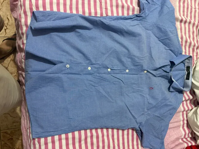 camisa social sketch retirada na praça dos trabalhadores