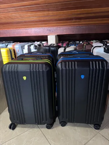 Mala de viagem IMPORTADA Olympia USA RESISTENTE usada 1x média 23kg