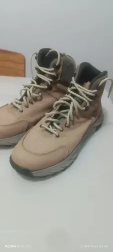 Bota trilha Masculina Bege tamanho 45/46