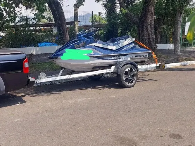 Jet Ski Sea-Doo 155 GTI 185 horas com Carretinha 