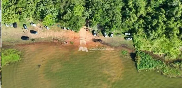 Rancho com 3 dormitórios à venda, 270 m² por R$ 590.000 - Mendonca - Mendonça/SP