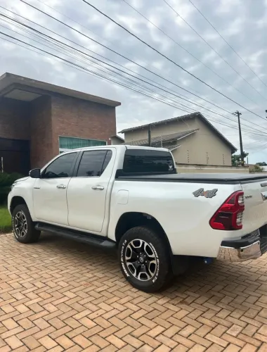 Toyota Hilux CD SRX 4X4 2.8 TDI 16V Diesel Aut. 2021