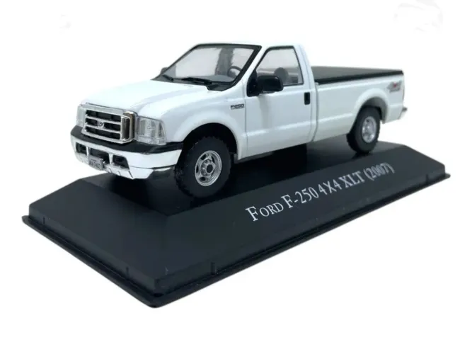 Miniatura Ford F-250 4x4 XLT 2007 - Escala 1/43