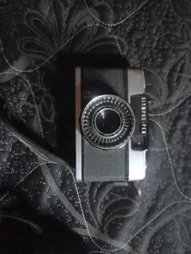 Vendo máquinas fotográficas antigas interessados retirar em Hortolândia 