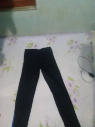 Vendo essa calça por 40 reais 